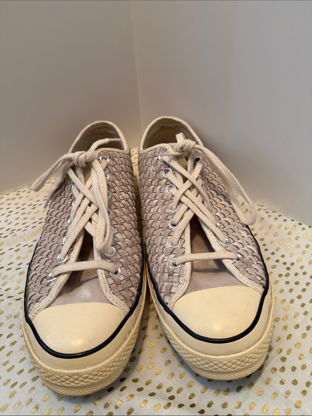 Converse unisex Woven Lace-Up Sneakers in Beige and Cream